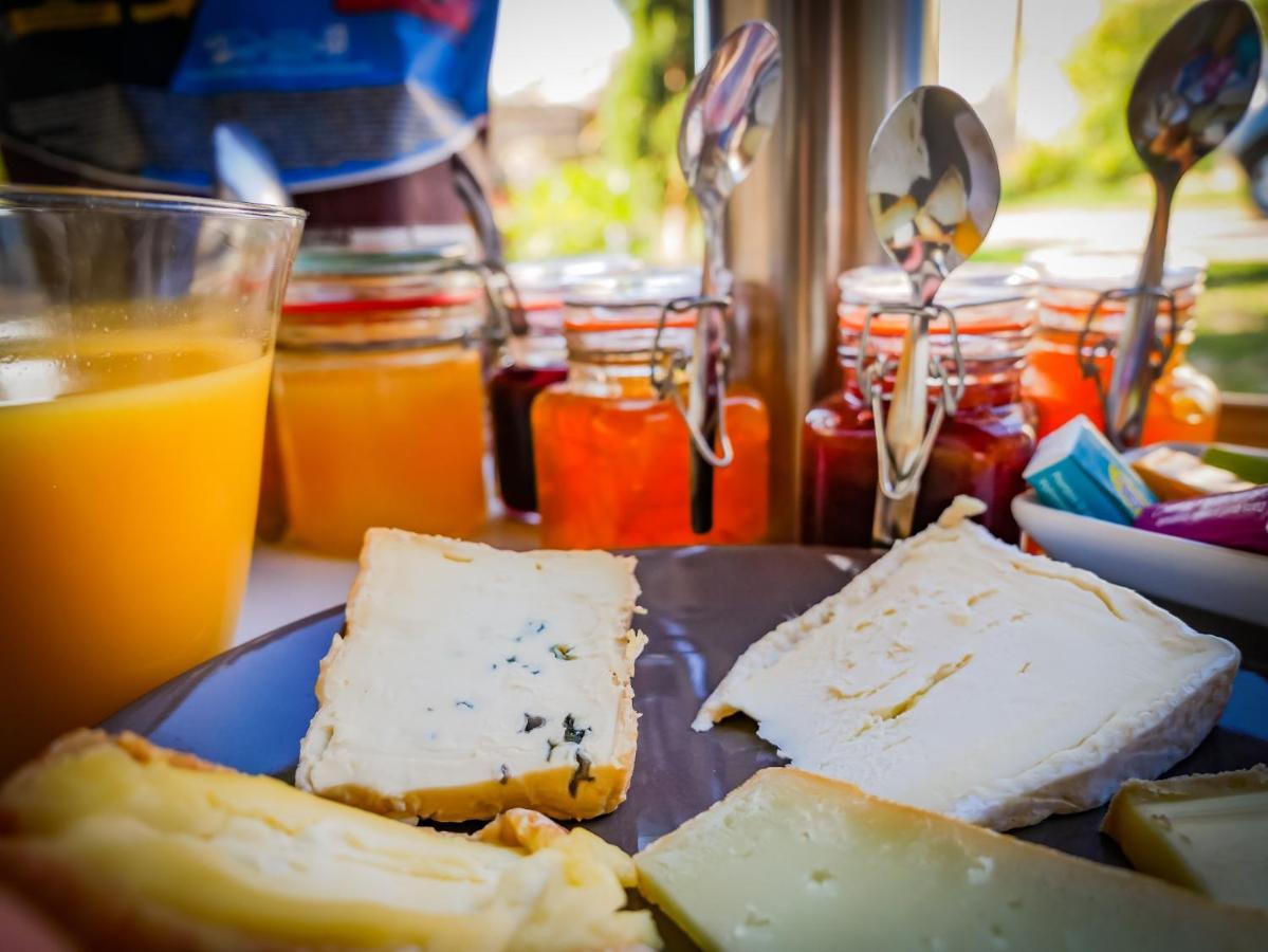 Bed and Breakfast Le Bois De Laval Marey-les-Fussey Exterior foto